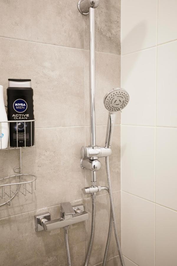 בוקרשט Ideal Studio מראה חיצוני תמונה